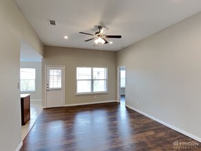 600 Hidden Dale Dr in Fort Worth, TX - Building Photo - Building Photo