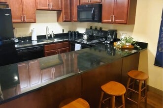 Pierpont Place in Morgantown, WV - Building Photo - Building Photo