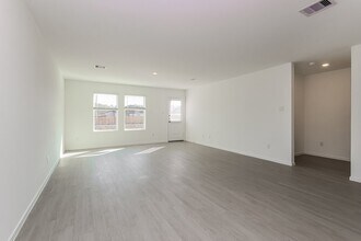 12113 Kellsway Ct in Conroe, TX - Building Photo - Building Photo