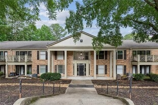 3650 Ashford Dunwoody Rd NE in Atlanta, GA - Building Photo