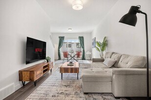 2231-2281 81 St S W, Unit SI ID1511975P in Calgary, AB - Building Photo