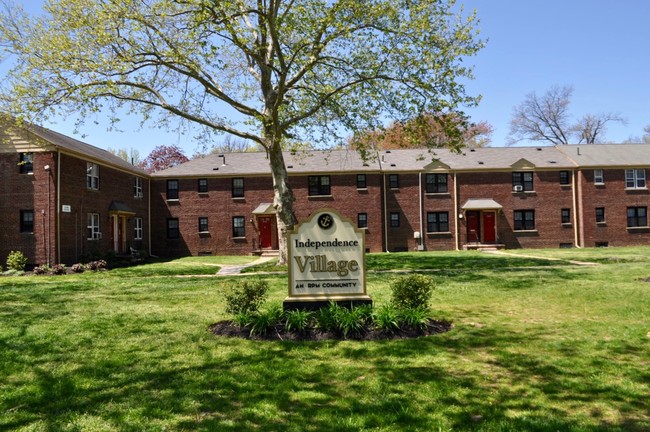 Independence Village in Camden, NJ - Foto de edificio - Building Photo