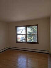 32 Wood St in Garfield, NJ - Building Photo - Building Photo
