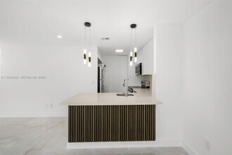 7662 SW 152nd Ave in Miami, FL - Building Photo - Building Photo