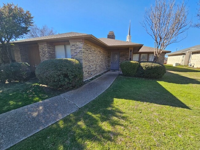 3213 Saddlehead Dr in Plano, TX - Building Photo - Building Photo