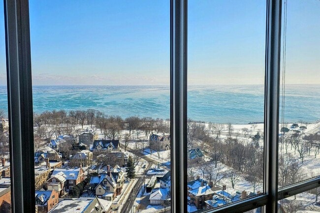 property at 1918 E Lafayette Pl