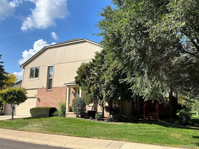 property at 4455 Park Place Dr