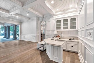 25644 Queenscliff Ct in Calabasas, CA - Building Photo - Building Photo