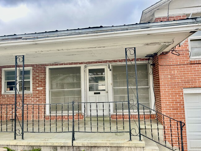 property at 427 S Center Ave