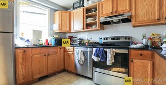 36 Raymond St, Unit 1 in Boston, MA - Building Photo