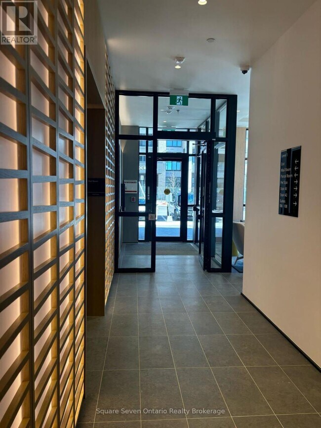 770 Whitlock Ave in Milton, ON - Building Photo - Building Photo