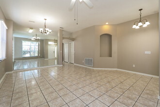 34500 Smart Dr in Zephyrhills, FL - Building Photo - Building Photo
