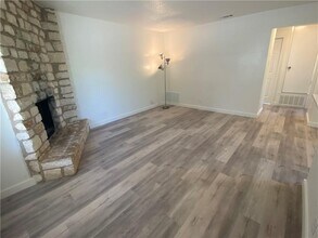 2305 Cedrick Cove in Austin, TX - Building Photo - Building Photo