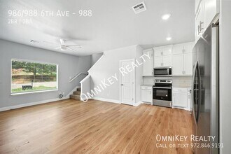 986 S 6th Ave-Unit -988 in Denison, TX - Building Photo - Building Photo