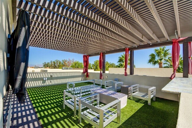2680 Mystere Ct