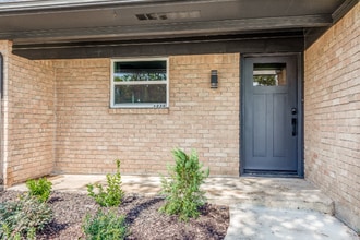 1233 Mill Valley Dr in Plano, TX - Building Photo - Building Photo