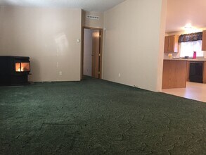 225 E Opal Ave in Driggs, ID - Building Photo - Building Photo