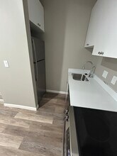 50 Evergreen St, Unit 14 in Boston, MA - Foto de edificio - Building Photo