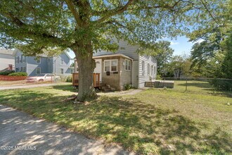212 Seeley Ave in Keansburg, NJ - Building Photo - Building Photo