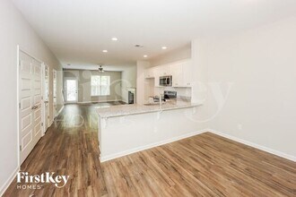 209 Grove Pointe Dr in Locust Grove, GA - Building Photo - Building Photo