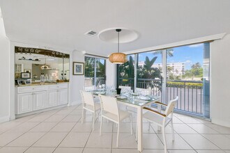 2780 S Ocean Blvd in Palm Beach, FL - Building Photo - Building Photo