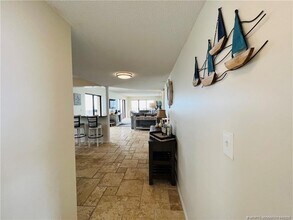 10044 S Ocean Dr in Jensen Beach, FL - Building Photo - Building Photo