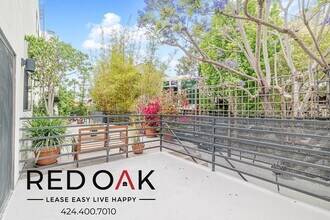 2500 Abbot Kinney Blvd in Los Angeles, CA - Building Photo - Building Photo