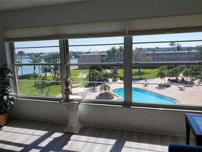 300 64th Ave in St Pete Beach, FL - Building Photo - Building Photo