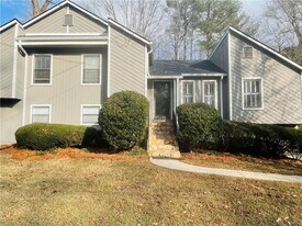 516 Faith St in Marietta, GA - Building Photo