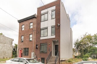 2409 W Thompson St-Unit -2, Philadelphia, PA  in Philadelphia, PA - Building Photo - Building Photo