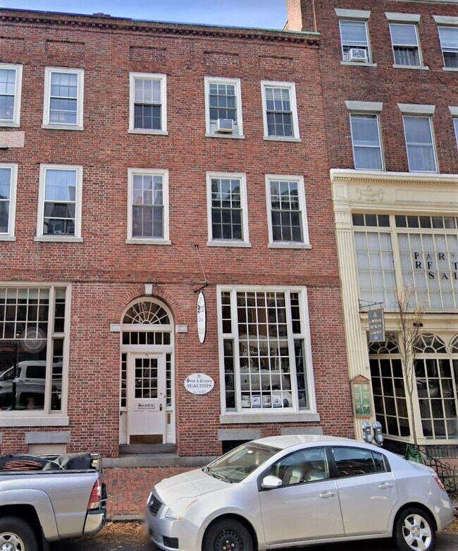 78 Charles St, Unit 2