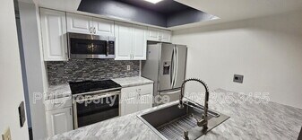 6051 Windhover Dr in Orlando, FL - Building Photo