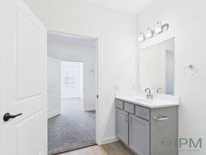 Midland Pointe in Maiden, NC - Building Photo - Building Photo