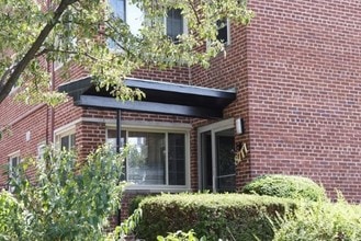 Sky Properties in Takoma Park, MD - Foto de edificio - Building Photo
