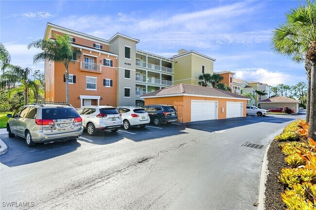 property at 4430 Botanical Pl Cir