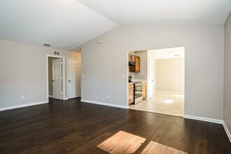 9105 11th Ave in Jacksonville, FL - Building Photo - Building Photo