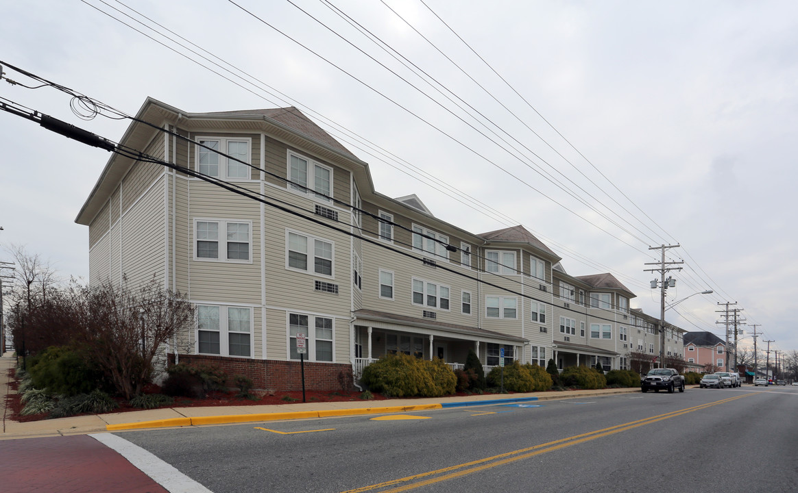 Town Center Apartments in North Beach, MD - Building Photo