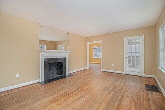 1946 N Decatur Rd in Atlanta, GA - Building Photo - Building Photo