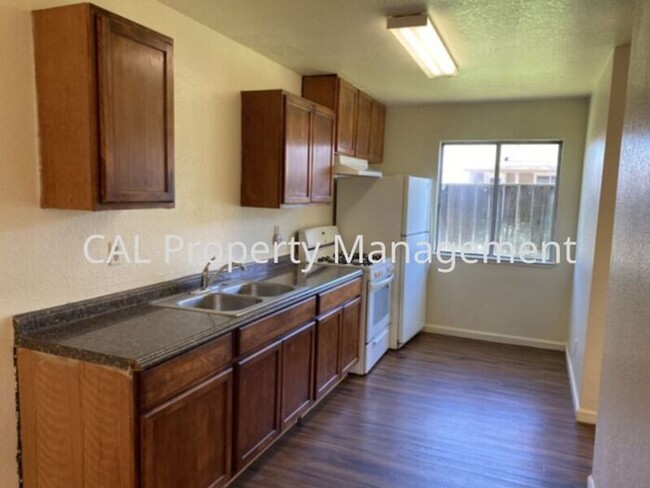 property at 213 Ellis St
