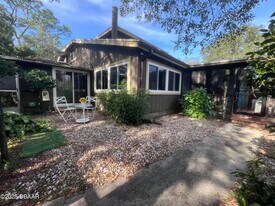 80 Cypress Pond Rd in Port Orange, FL - Building Photo