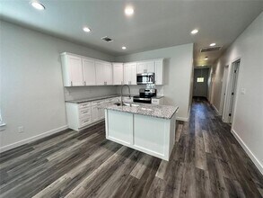 418 N Elliott Ave in Sherman, TX - Building Photo - Building Photo