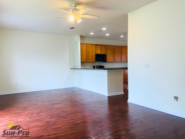 1982 Yellowfin Dr in Port Orange, FL - Building Photo - Building Photo