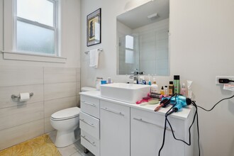 1501 W Nelson St in Chicago, IL - Building Photo - Building Photo
