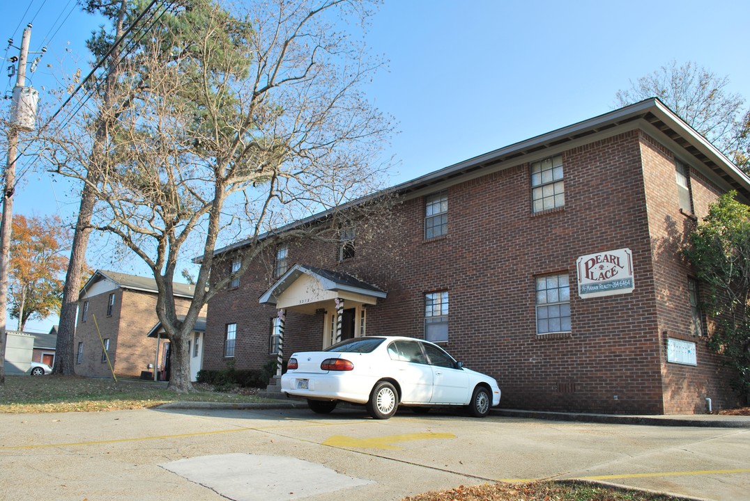 Pearl Place Apartments in Hattiesburg, MS - Building Photo