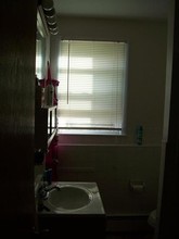6 Birch Dr in West Sand Lake, NY - Foto de edificio - Other