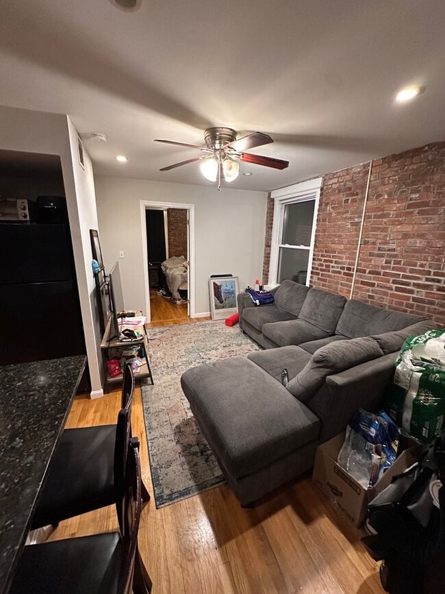 property at 28 Fleet St