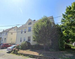 2 Tolman St in Waltham, MA - Building Photo