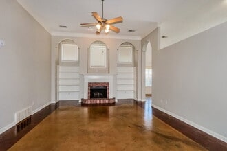 7274 Busher Dr in Olive Branch, MS - Foto de edificio - Building Photo