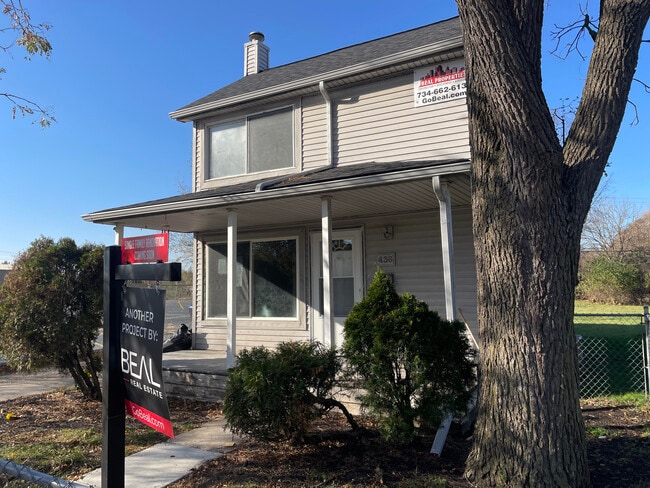 436 S Washington St in Ypsilanti, MI - Building Photo - Building Photo