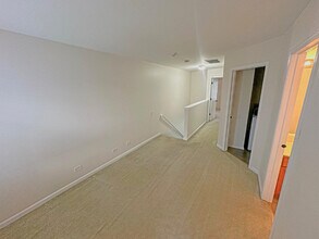2624 Carrolwood Rd in Naperville, IL - Building Photo - Building Photo